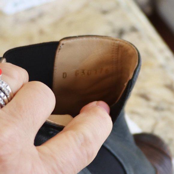 CHANEL Interlocking CC Logo Leather Chelsea Platform Boots - Picture 7 of 8